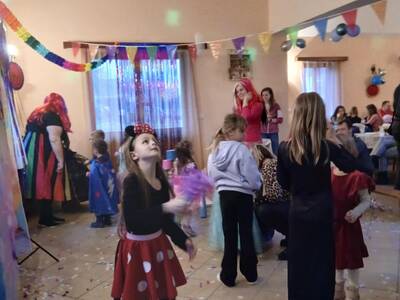 77fbbc99-8319-4c78-996f-4d94c2eeff0b